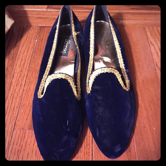 Navy velvet vintage smoking slipper with gold trim