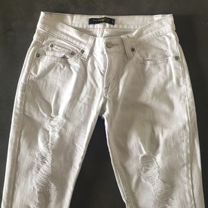 White Levi's Jeans