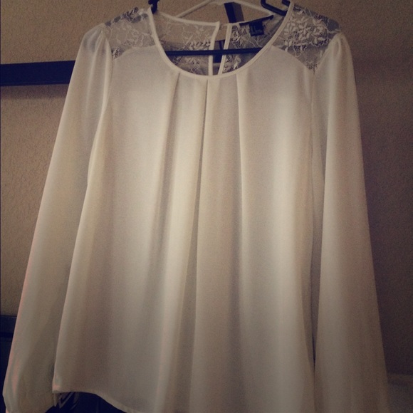 Ivory long sleeve top