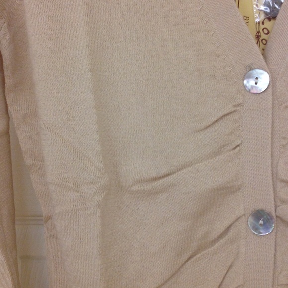 Ladies V-Neck Cardigan With Ruching - Picture 2 of 3