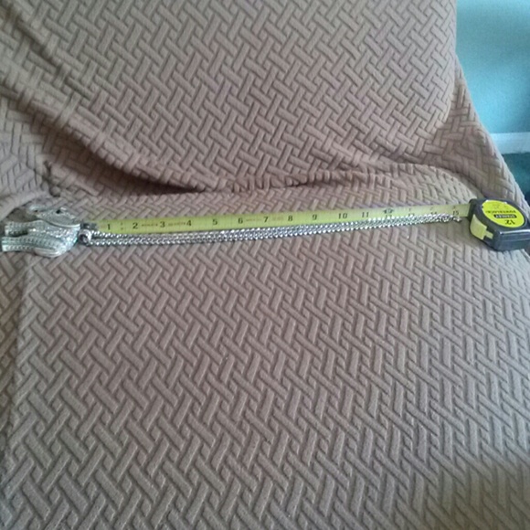 Elephant Necklace - Picture 3 of 3