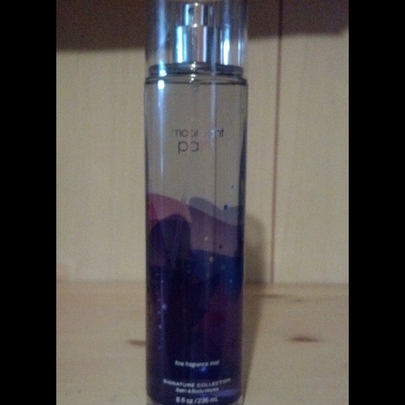 ❌ ❌ SOLD ❌ ❌ Bath and Body works perfume