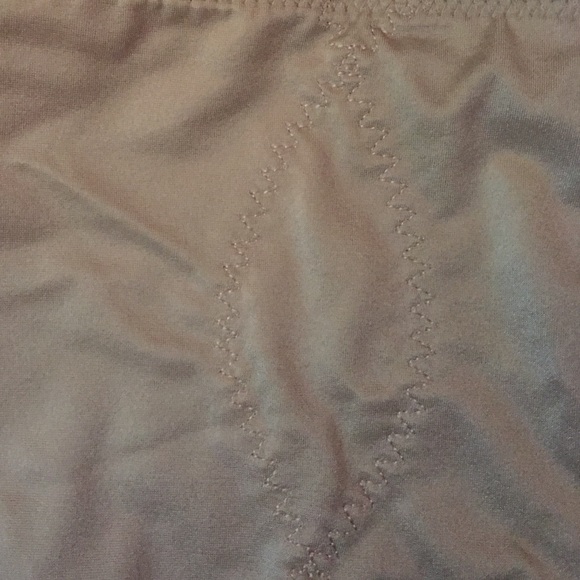 Body shaper bundle 😊 !!! - Picture 3 of 3