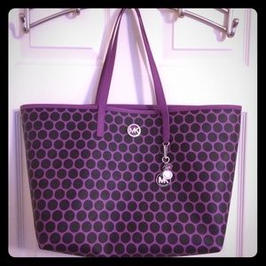 SOLD ON EBAY! Michael Kors Tote