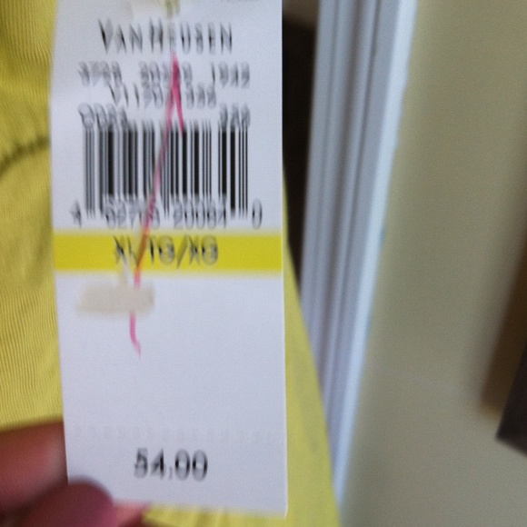 VANHEUSEN LIME GREEN TOP - Picture 2 of 3