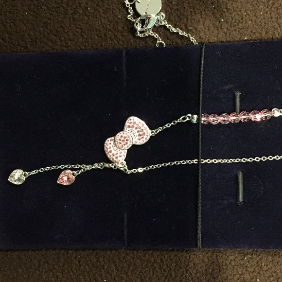 Swarovski hello kitty bow necklace LIMITED EDITION