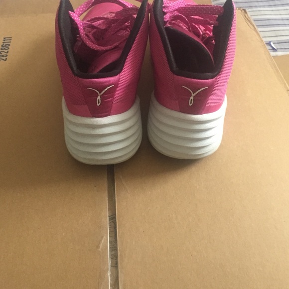 Pink Hyper dunks - Picture 4 of 4