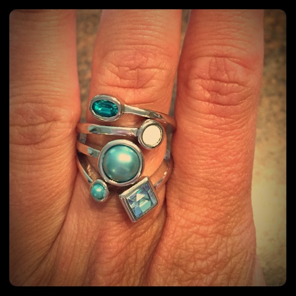 Size 7 Lia Sophia Ring