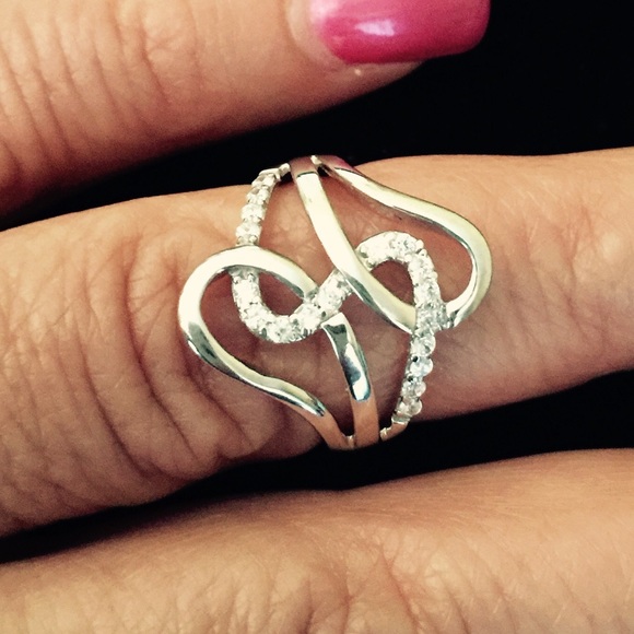 White Cz ring