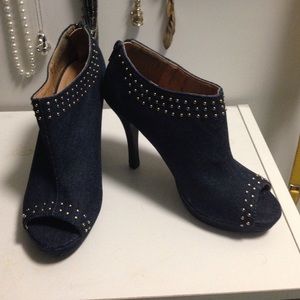 Forever21 high heeled booties