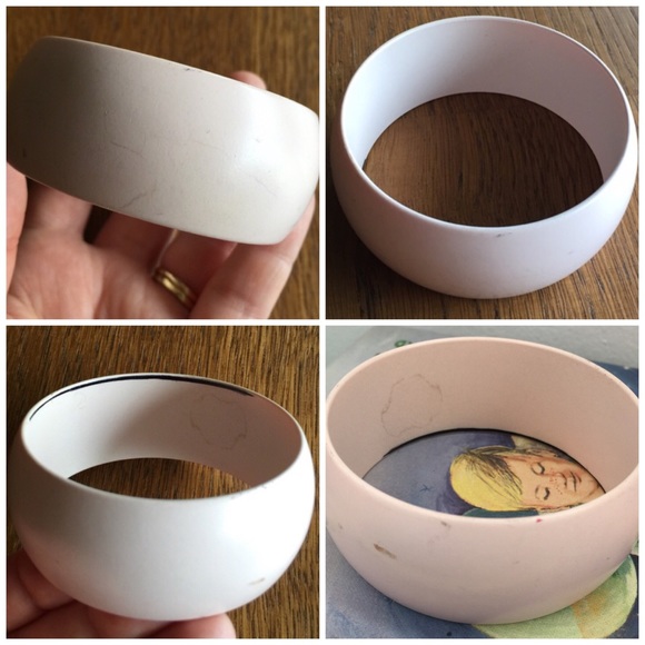 SOLD 2 Vintage pastel pink bangles - Picture 4 of 4