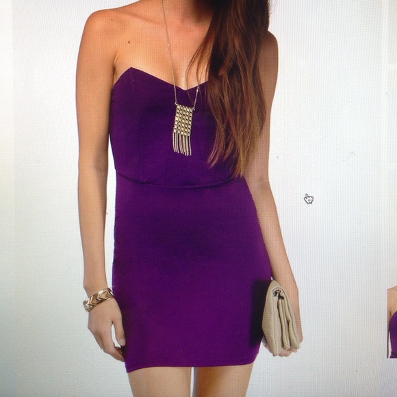 Tobi Plum Strapless Dress - Picture 1 of 4