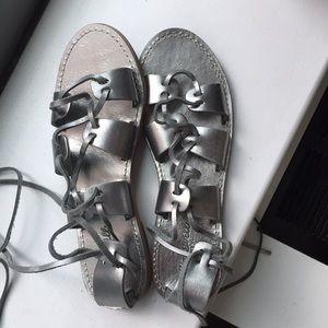NWOT silver metallic Madewell sandals size 9