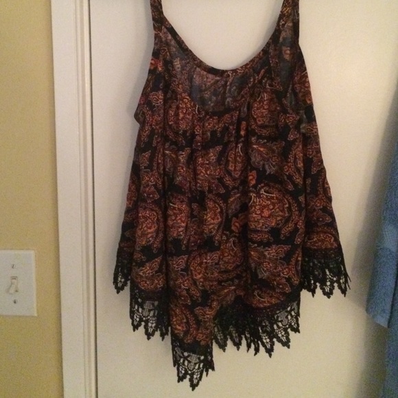 Tribal tank top - Picture 2 of 3