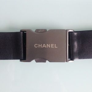 100 Percent auth. CHANEL LEATHER BELT