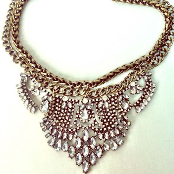 Glam statement necklace