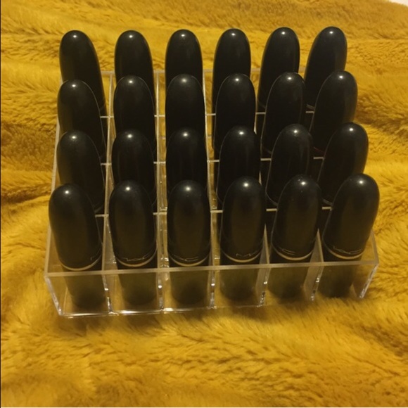 MAC Cosmetics Accessories - Lipstick holder