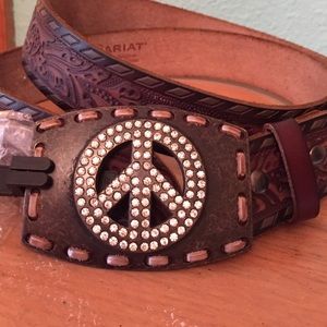 Brand new Ariat cowgirl belt!