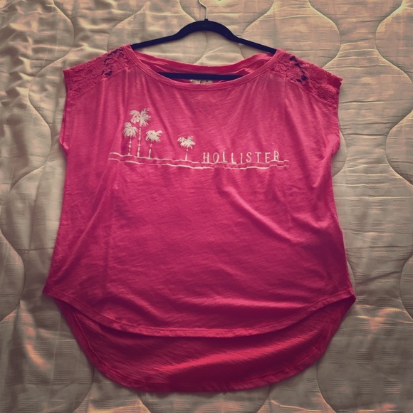 Pink hollister tshirt