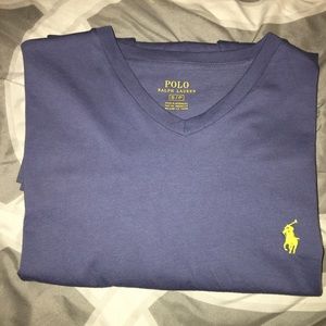 Men's polo v neck size small