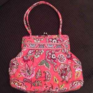 Vera Bradley purse/bag in great condition!