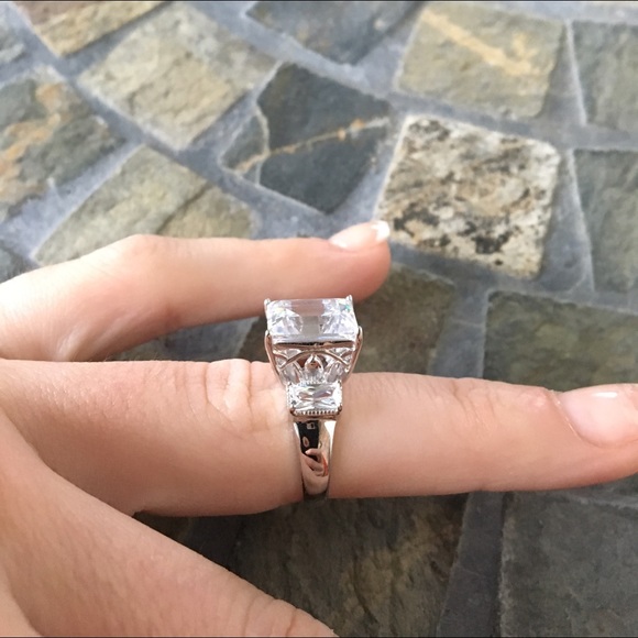 Bella Luce Jewelry Emerald Three Stone Bella Luce Silver Wedding