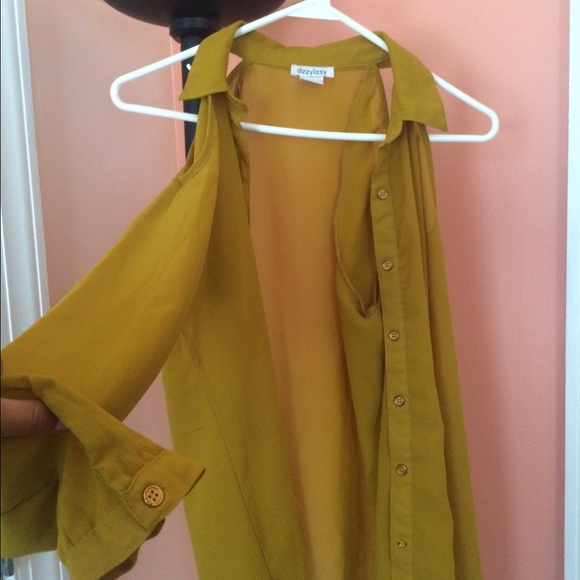 F21 Mustard Blouse - Picture 1 of 3