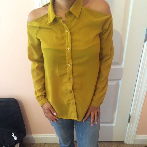 F21 Mustard Blouse - Picture 2 of 3