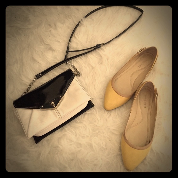 99% new Nine West handbag!