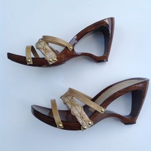 ITALIAN SHOEMAKER open heel cutout textile sandals