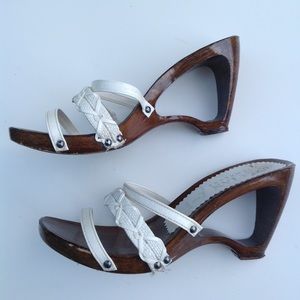 ITALIAN SHOEMAKER open heel cutout sandals white 7