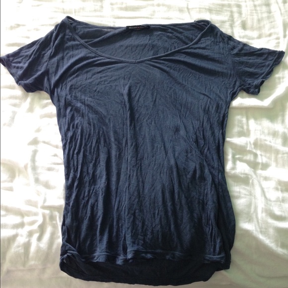 Brandy Melville tshirt