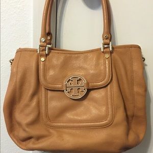 Used Tory Burch Amanda Hobo purse!