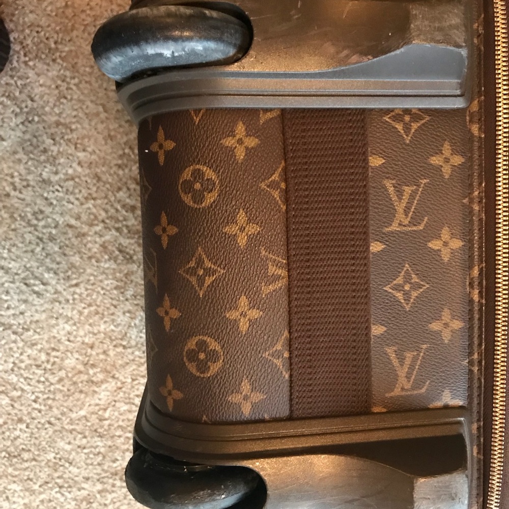 Authentic Louis Vuitton Luggage - Picture 8 of 8