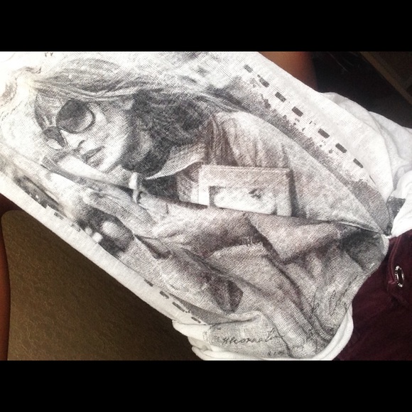 Black and white muscle tee