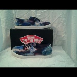 Galaxy Vans