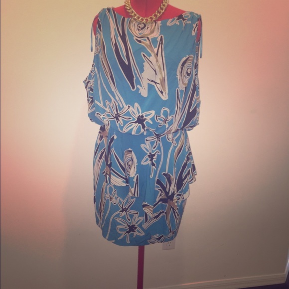 Beautiful abstract dress 🎀