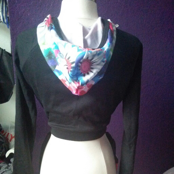 2 piece - Picture 2 of 4