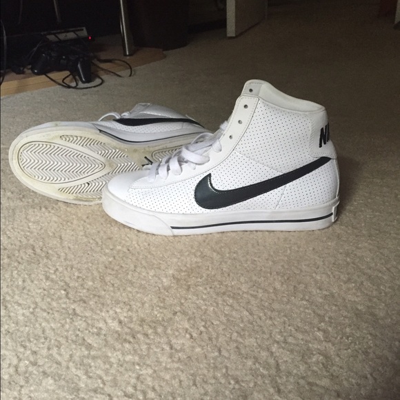 Nike shoes