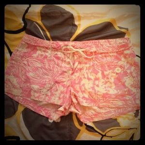 Pink Hawaiian shorts
