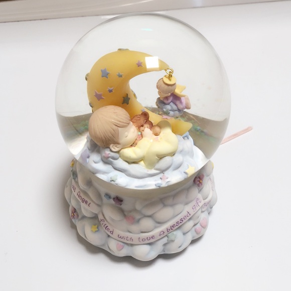 Precious Moments "rock a bye baby" music box