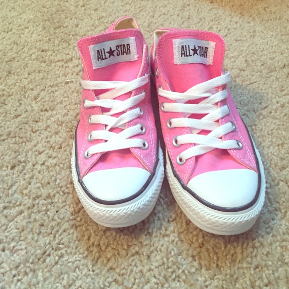 Converse Shoes - Ladies converse