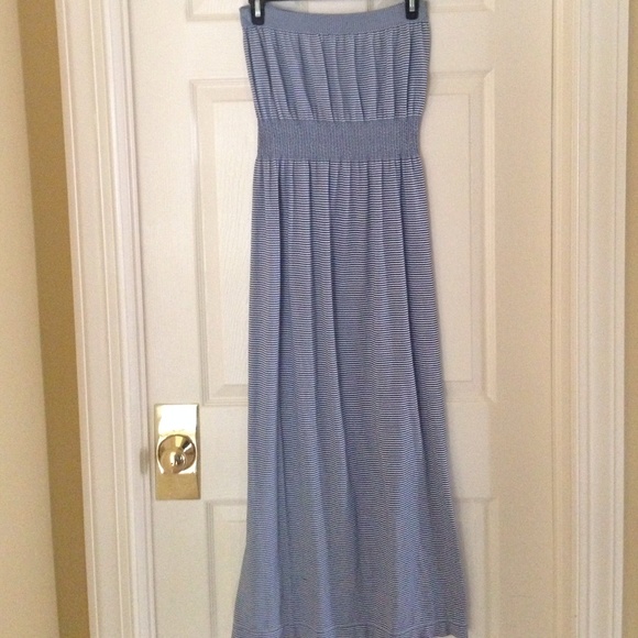 NAVY STRIPE MAXI DRESS - Picture 2 of 4