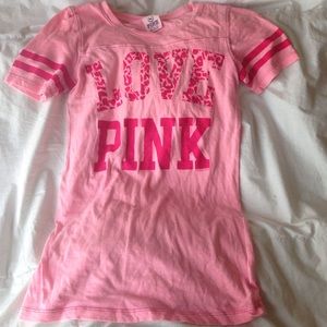 vs tshirt