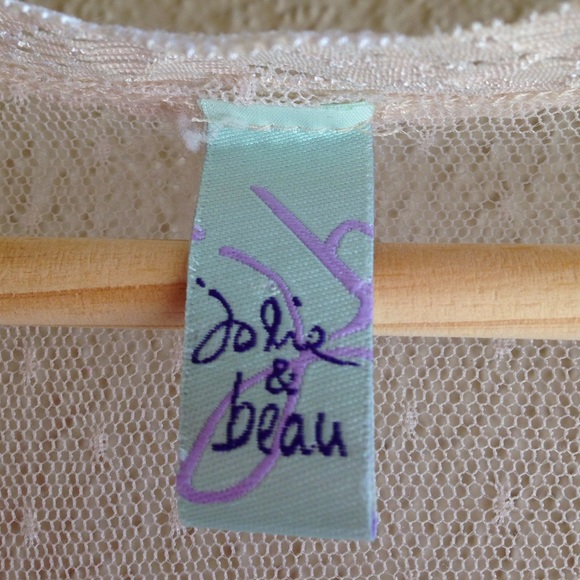 🎉 Host Pick! 🎉 Jolie&Beau, Cream Lace Top - Picture 3 of 3