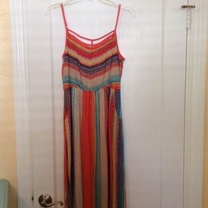 Boho maxi dress with pockets worn once
