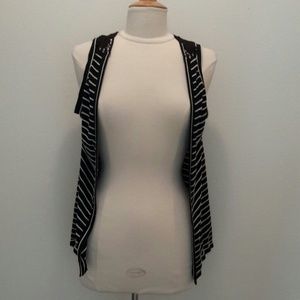 Black and White Lacey Sleeveless Cardigan