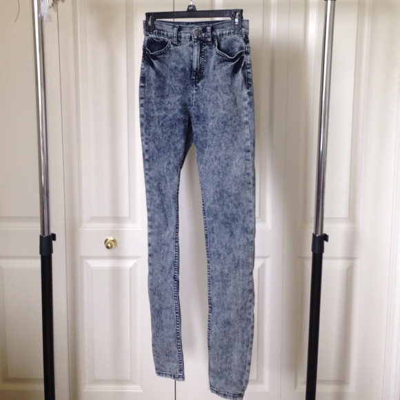 BDG Gray Twig Highrise Jean Gravel Acid