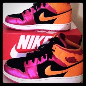 👀💖‼️ Nike Dunks 6.5 👀💖‼️ 💥 MAKE A OFFER 💥