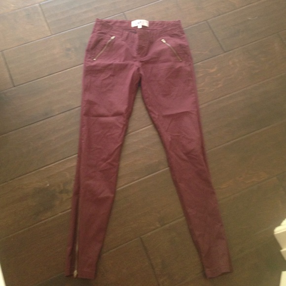 Maroon jeans - Picture 1 of 1